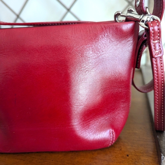 EUC Coach Charlie Mini Hobo - Picture 3 of 15